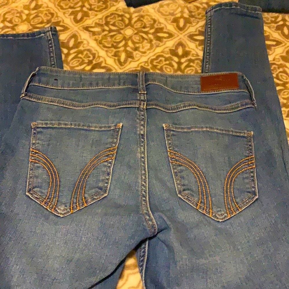 Hollister 3S Mid-Rise Super Skinny Jeans